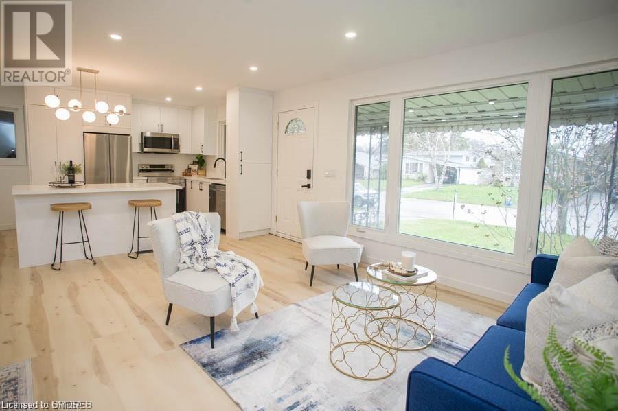 33 Buckingham St, Brantford, ON N3R 3A9 House for Rent in Brantford