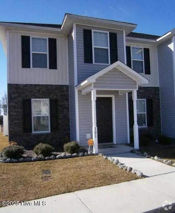 Building Photo - 101 Glen Cannon Drive
