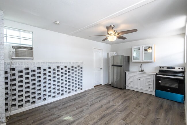 Foto del edificio - 1420 Corpus Christi St