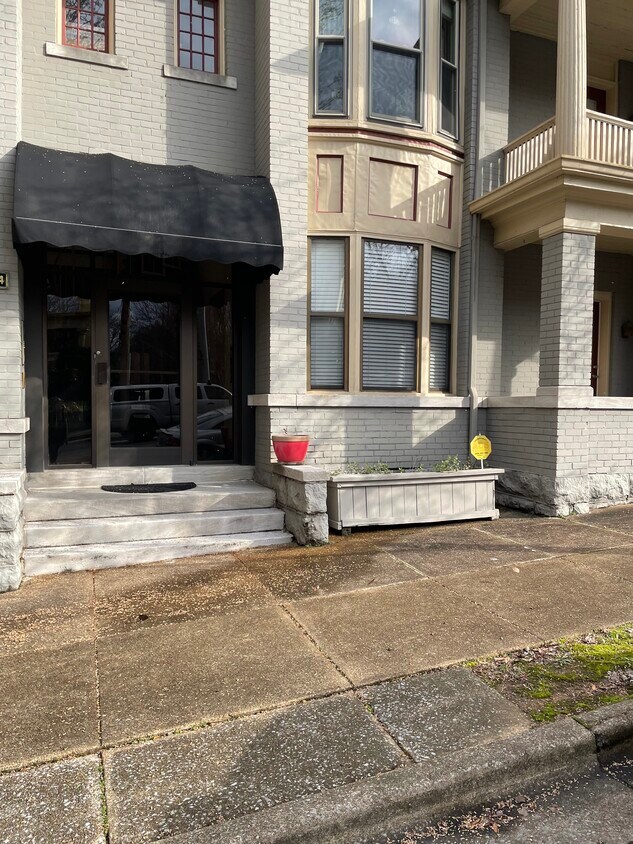 Photo - 324 Lindsay Street