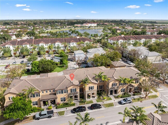 Foto del edificio - 16958 SW 92nd St
