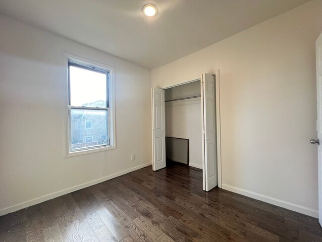 Building Photo - 108 Myrtle Ave