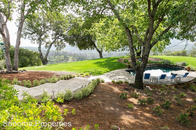 Foto del edificio - 3 br, 3 bath House - 1440 Lawndale Road