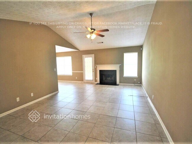 Foto del edificio - 1034 Maple Leaf Ridge