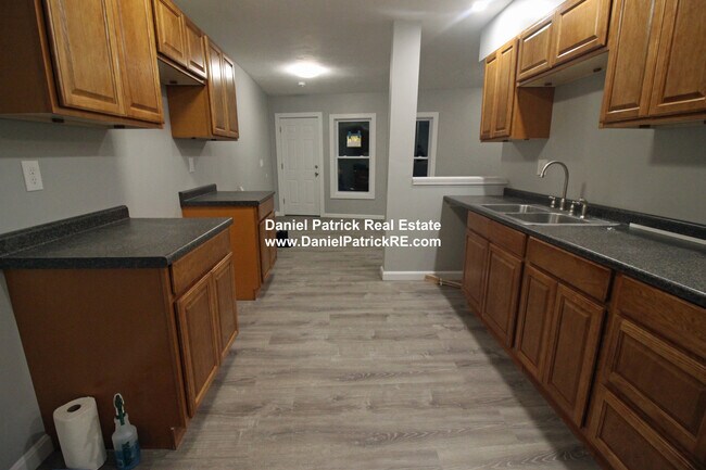 Foto del edificio - 125 Grove St