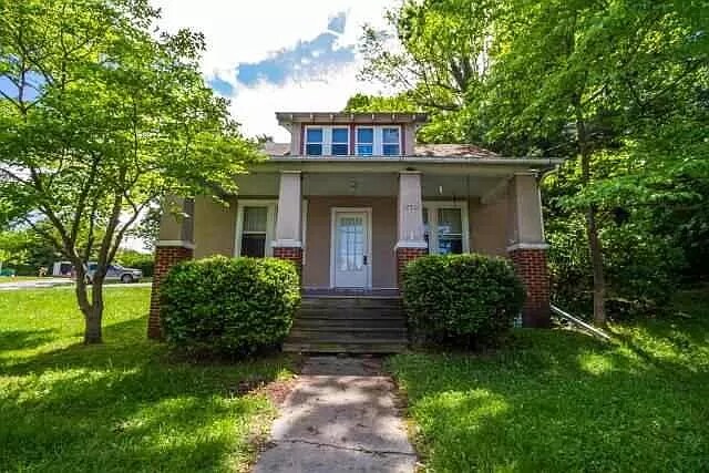Primary Photo - 1250 Cambria St NE