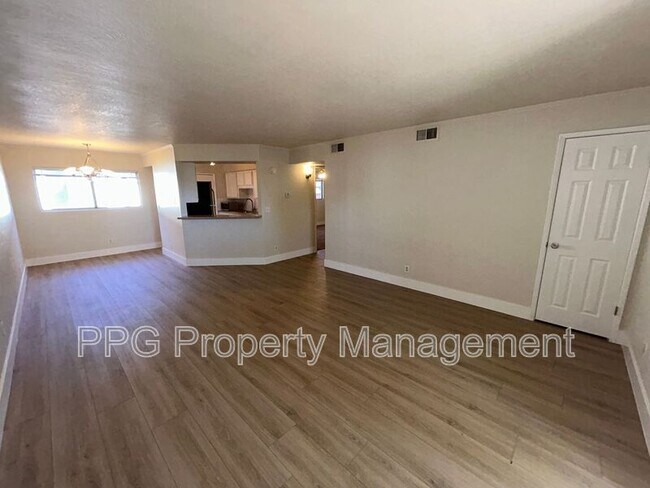 Foto del edificio - 5202 N 8th Pl