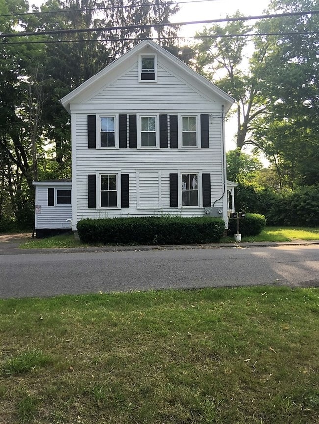 Photo - 747 Main St (Amherst, MA) Townhome