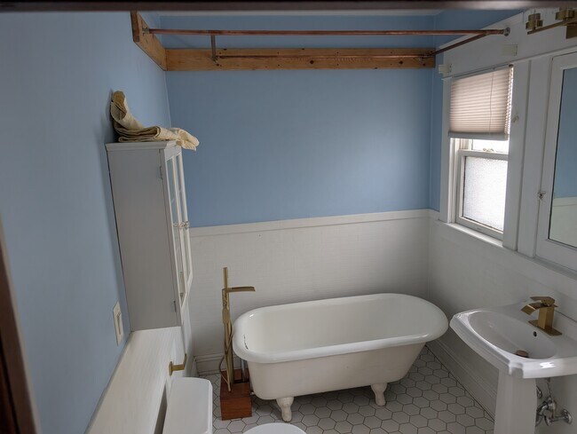 Foto del edificio - 601 Crescent Ave