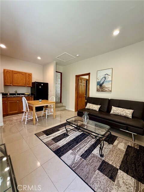 Foto del edificio - 22970 Avenue San Luis