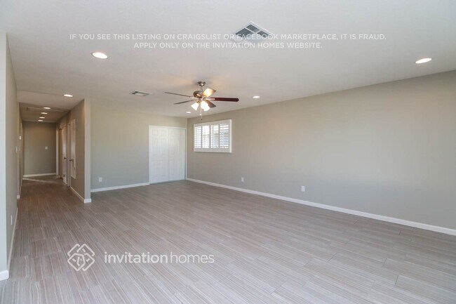 Building Photo - 1250 E Hermosa Dr