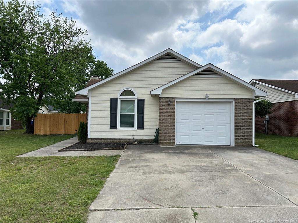 Foto principal - 2229 Mossycup Ln