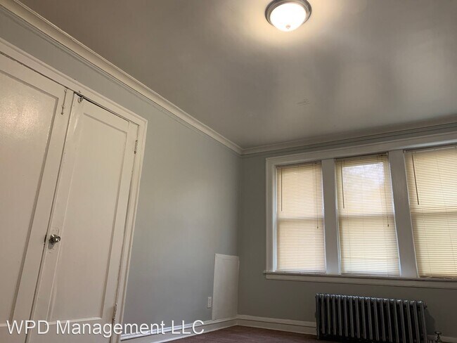 Foto del edificio - 7851 S Indiana Ave