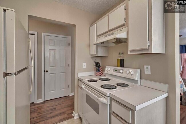 Foto del edificio - 104 Clouser Dr