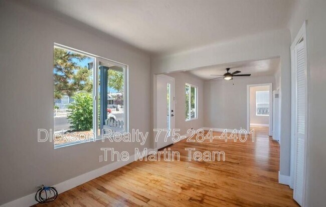 Foto del edificio - 210 Cheney St