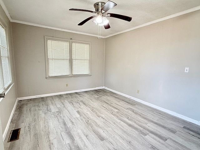 Foto del edificio - 1460 Meadowview Dr