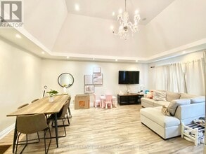 Building Photo - 689 Jane St