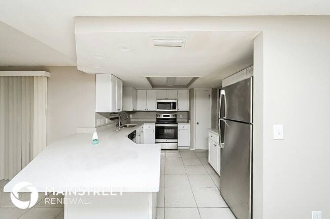 Building Photo - 7315 San Carlos Dr