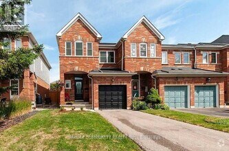 Building Photo - 14 Blacksmith Ln