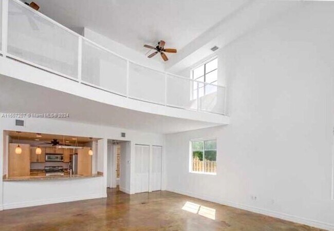 Foto del edificio - 705 NE 5th Ave