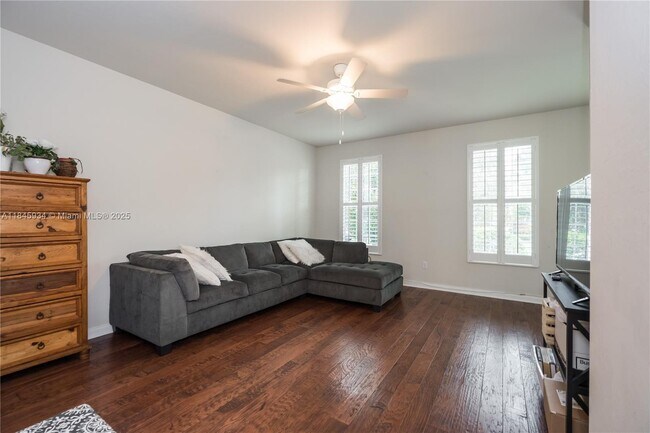 Building Photo - 1039 Key Largo St