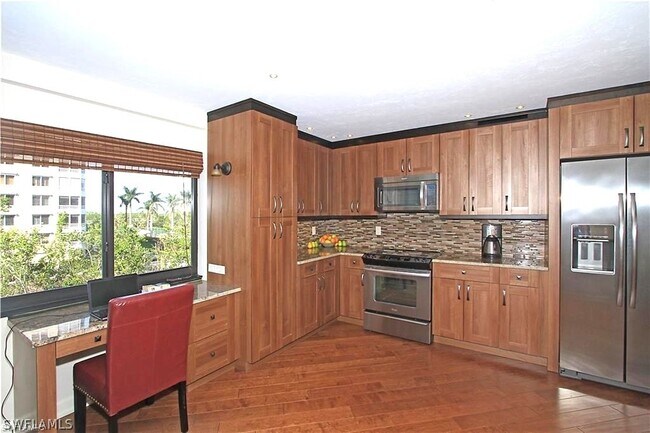 Building Photo - 11030 Gulf Shore Dr