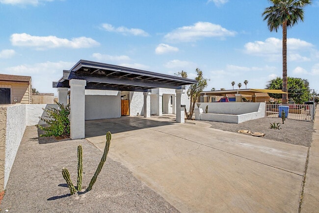 Foto del edificio - 4127 N 106th Ave