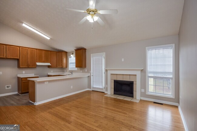 Building Photo - 110 Tara Way