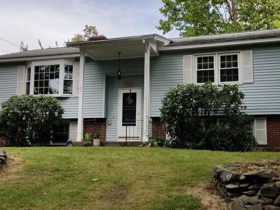 Primary Photo - 321 Lincoln St