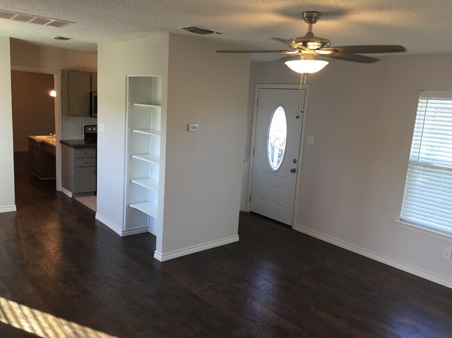 View of front door and pantry area - 1119 10th St.