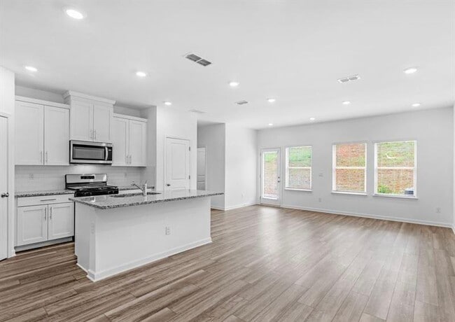 Building Photo - 265 Bald Ave