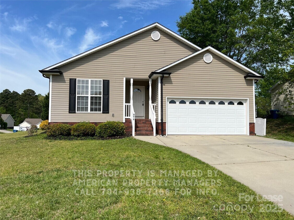 Foto principal - 4618 Tyne Castle Ct