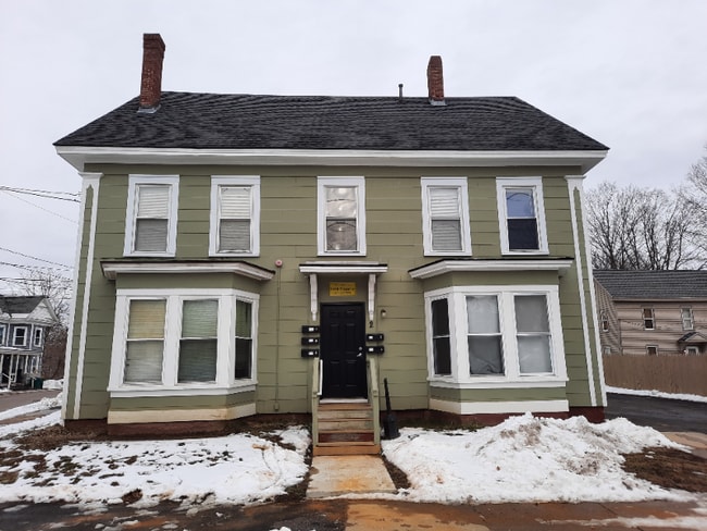 Building Photo - 2 Myrtle St