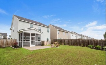Building Photo - 777 Redbud Ln