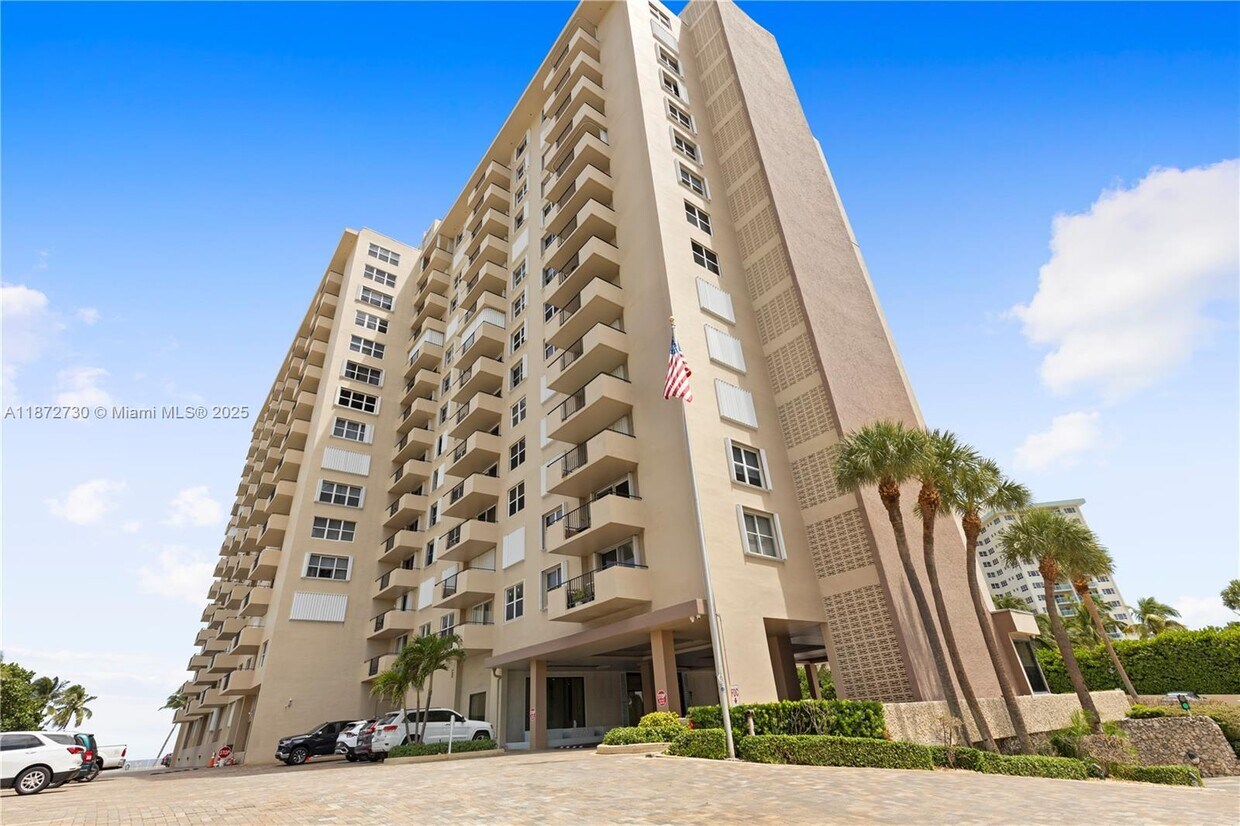Foto principal - 2000 S Ocean Blvd