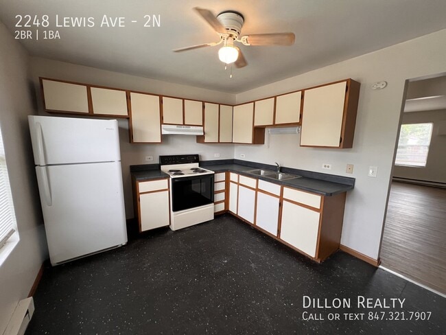 Building Photo - 2248 Lewis Ave