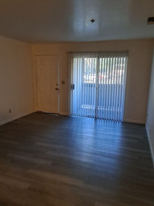 Foto del edificio - Northwood Apartments