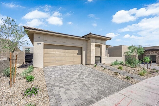 Building Photo - 11032 Rolling Vista Dr