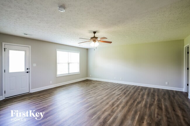 Building Photo - 3717 Windhaven Ct