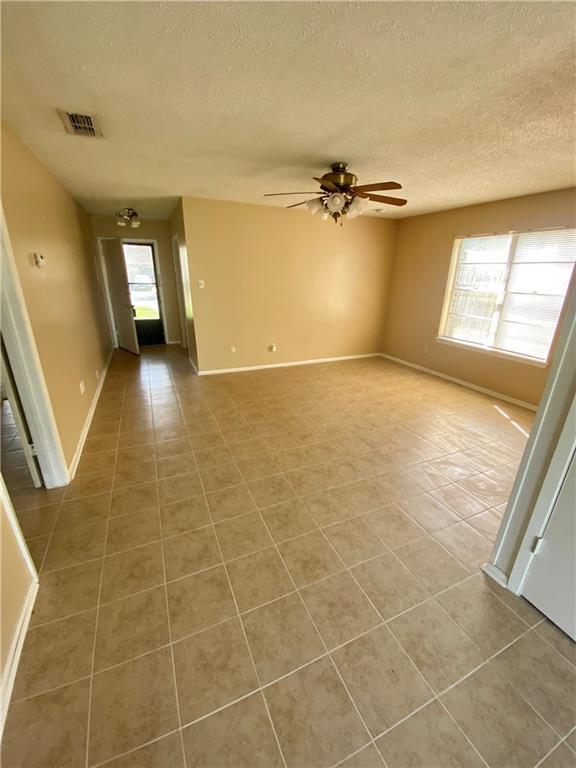 Building Photo - 3638 La Paz Dr
