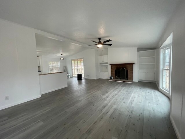 Foto del edificio - 1371 Reed Rd
