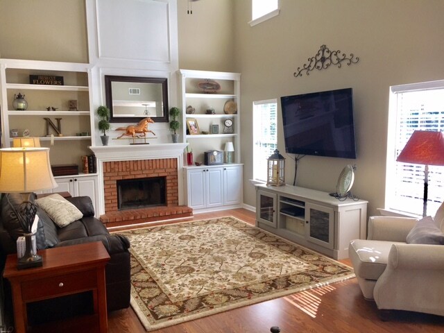 Building Photo - 1573 Pinebreeze Dr