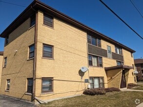 Building Photo - 11840 S Karlov Ave