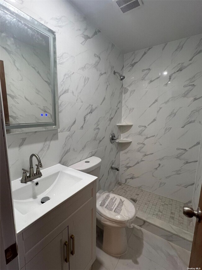 Foto del edificio - 52-14 90th St