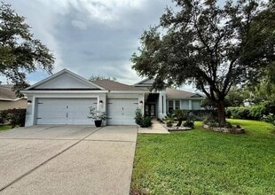 Building Photo - 4301 River Close Blvd