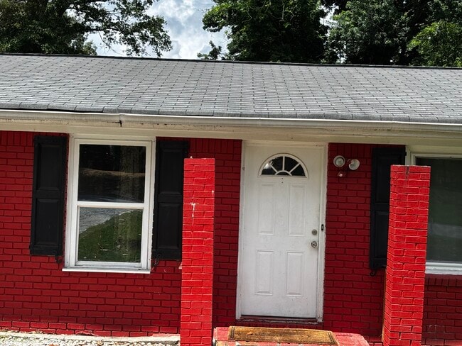 Building Photo - 5125 Seaborn Pl