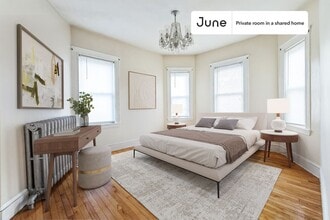 Building Photo - Private bedroom in 5 bed/1 bath Home