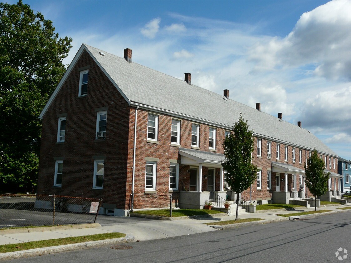Primary Photo - 56 West St