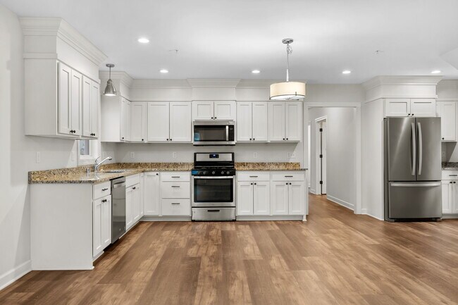 Building Photo - 4406-1 Nicollet Ave