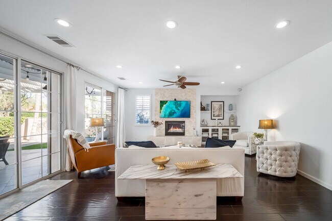 Foto del edificio - 47870 Sumac St